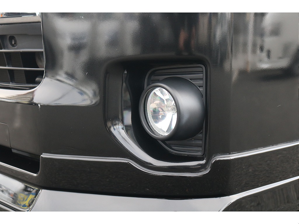 トヨタ ハイエース(16枚目)