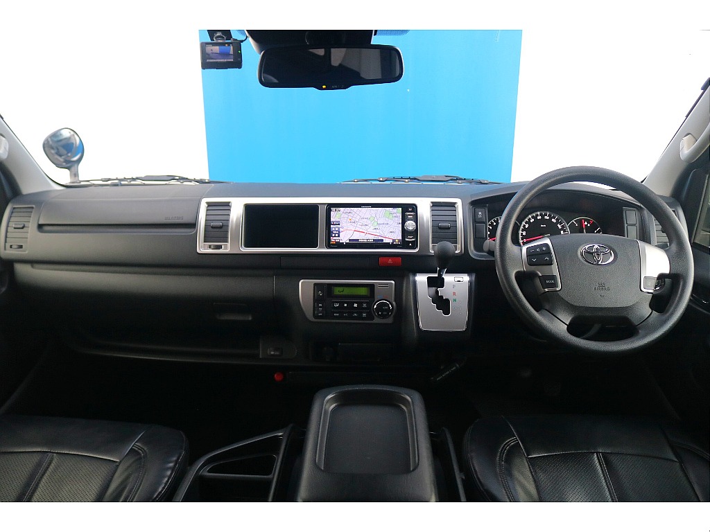 トヨタ ハイエース(20枚目)