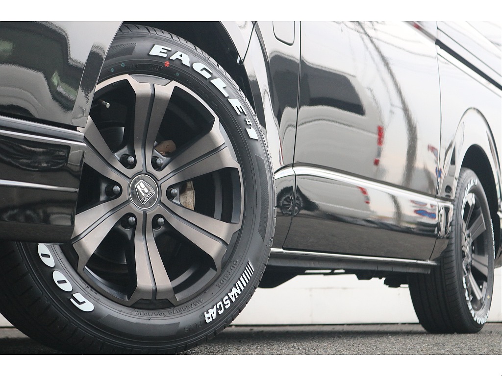 トヨタ ハイエース(8枚目)