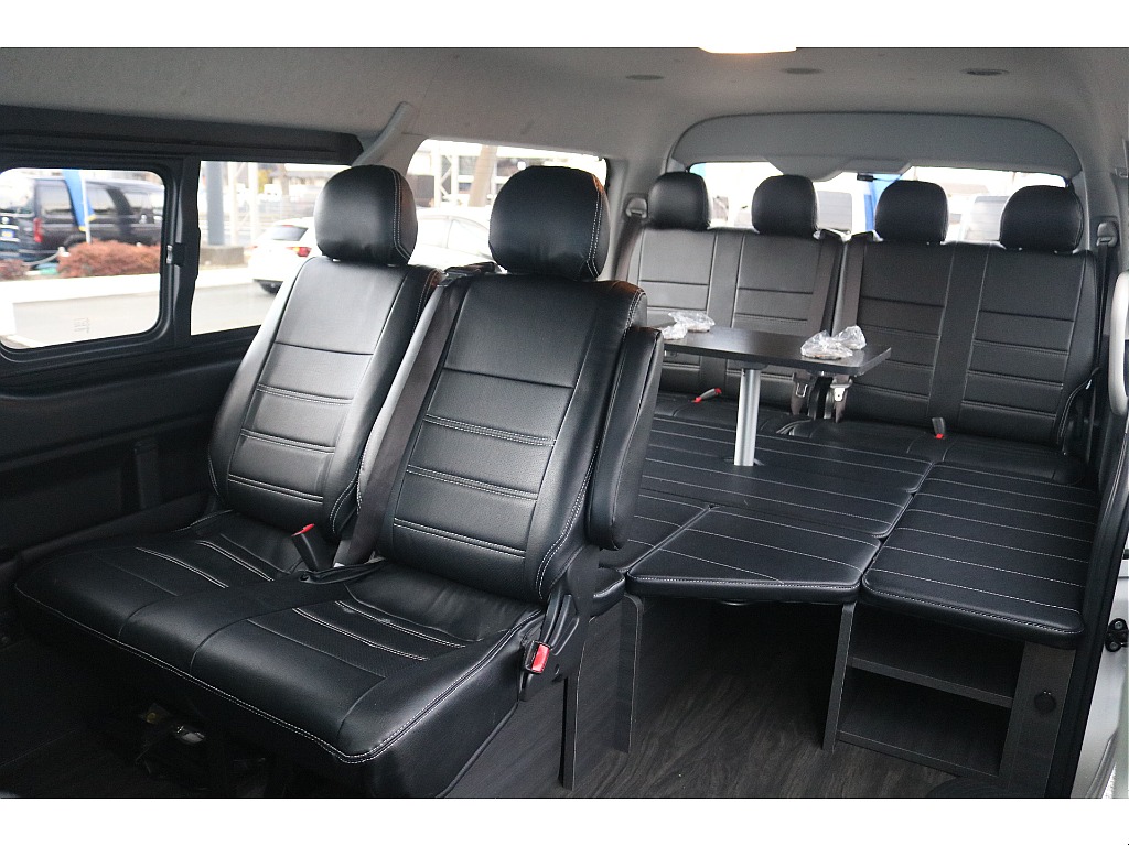 トヨタ ハイエース(11枚目)