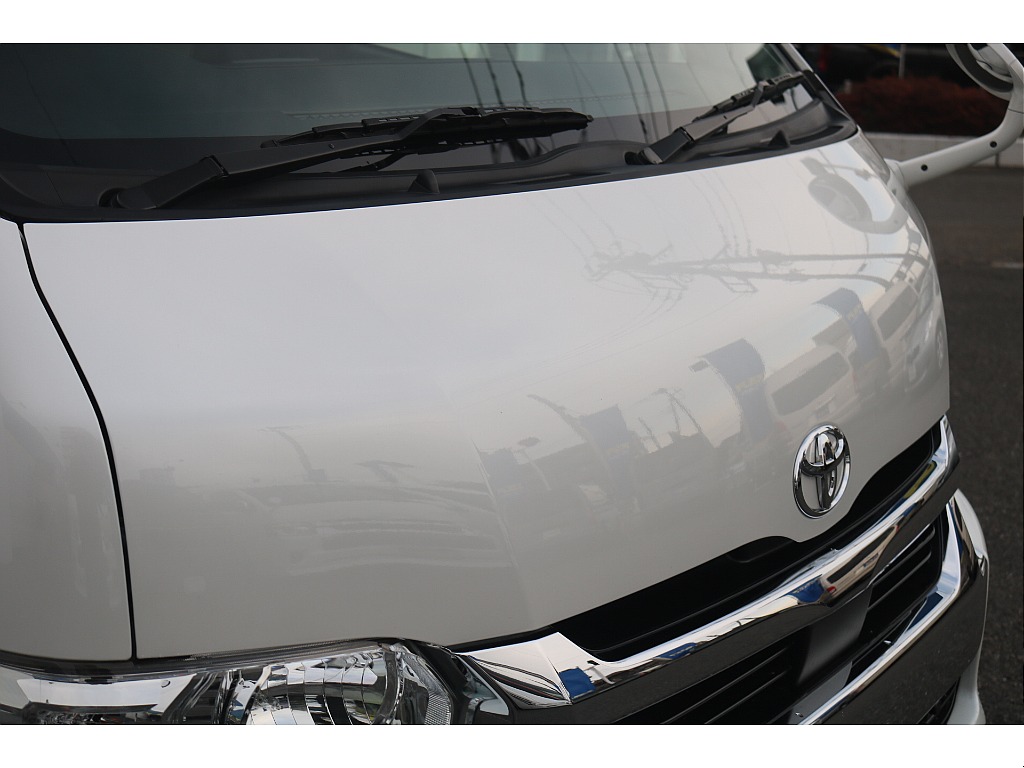 トヨタ ハイエース(16枚目)