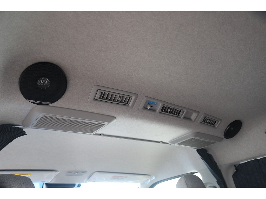 トヨタ ハイエース(11枚目)