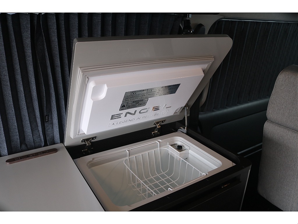 トヨタ ハイエース(6枚目)