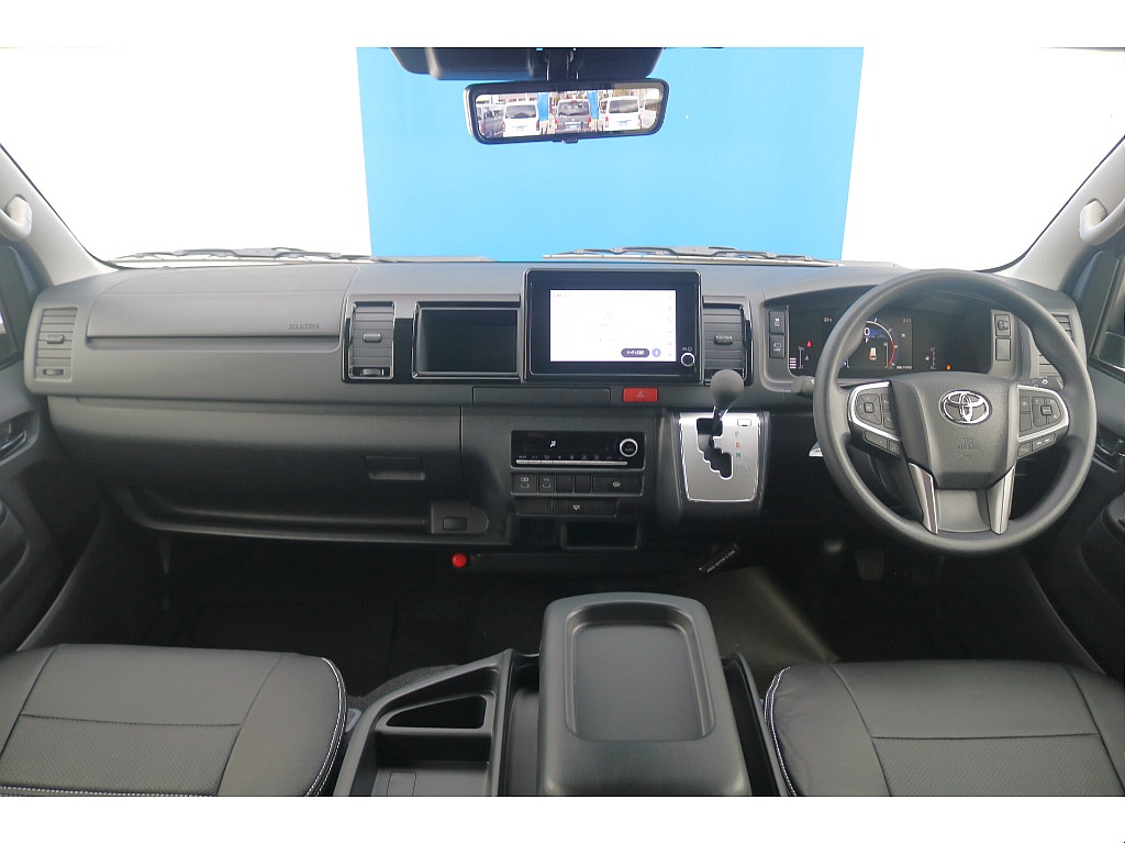 トヨタ ハイエース(22枚目)