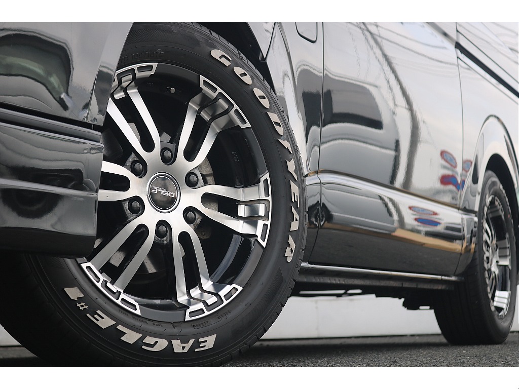 トヨタ ハイエース(9枚目)