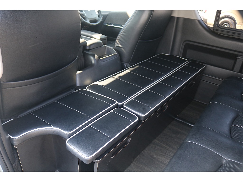 トヨタ ハイエース(11枚目)