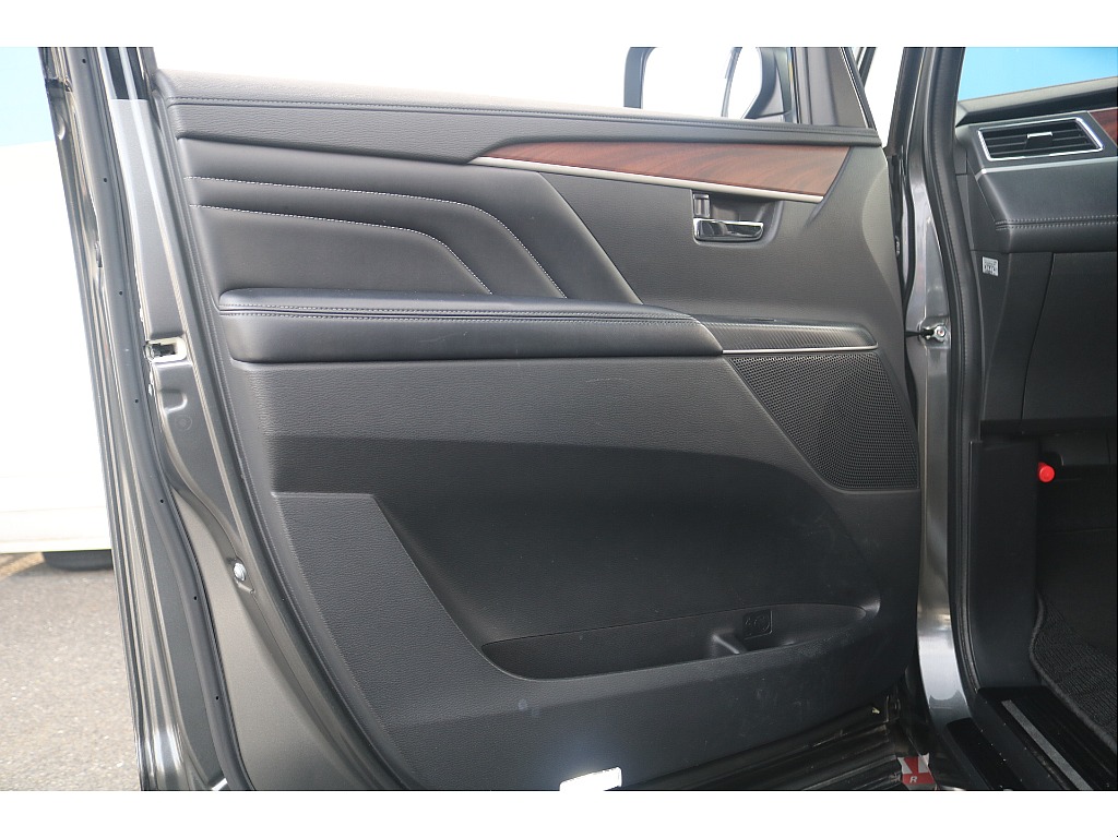 三菱 デリカD：5(16枚目)