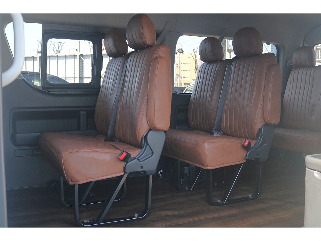 トヨタ ハイエース(20枚目)