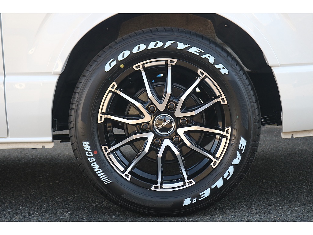 トヨタ ハイエース(30枚目)