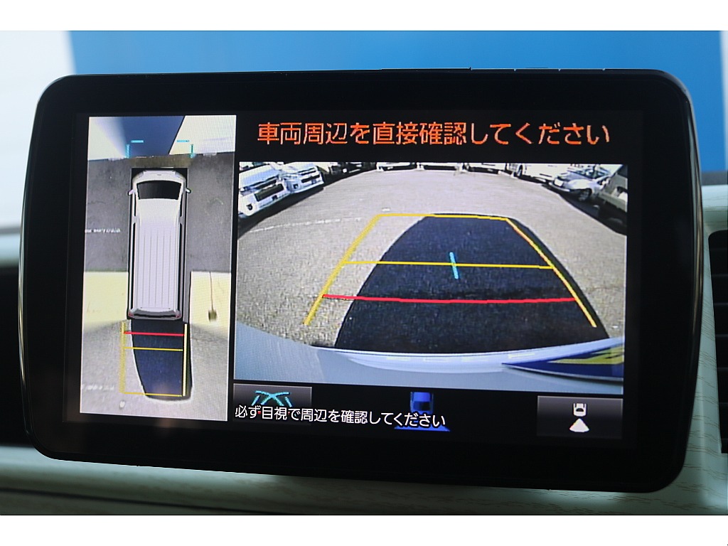 トヨタ ハイエース(4枚目)