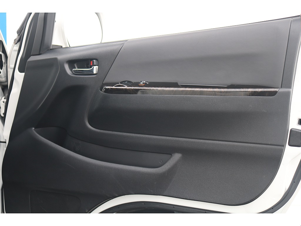 トヨタ ハイエースバン(20枚目)