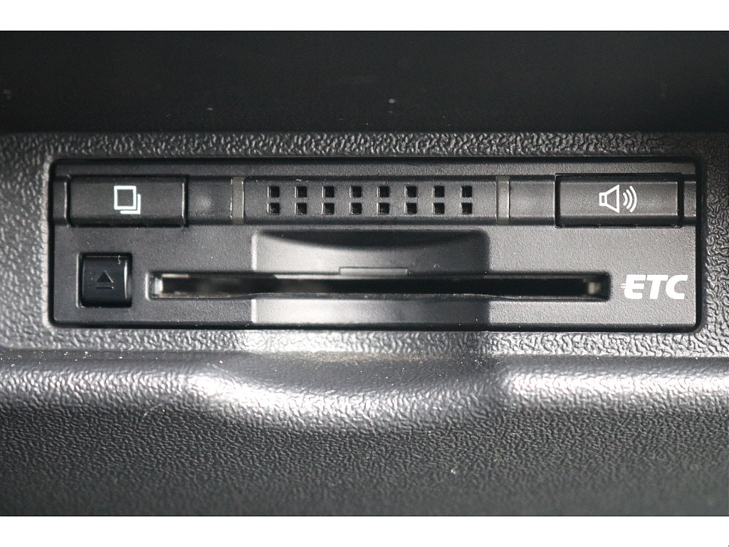 トヨタ ハイエースバン(10枚目)