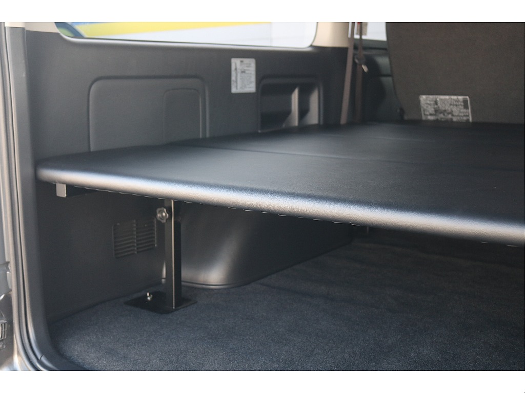 トヨタ ハイエースバン(19枚目)