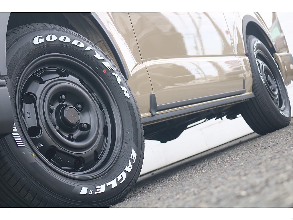 トヨタ ハイエースバン(28枚目)