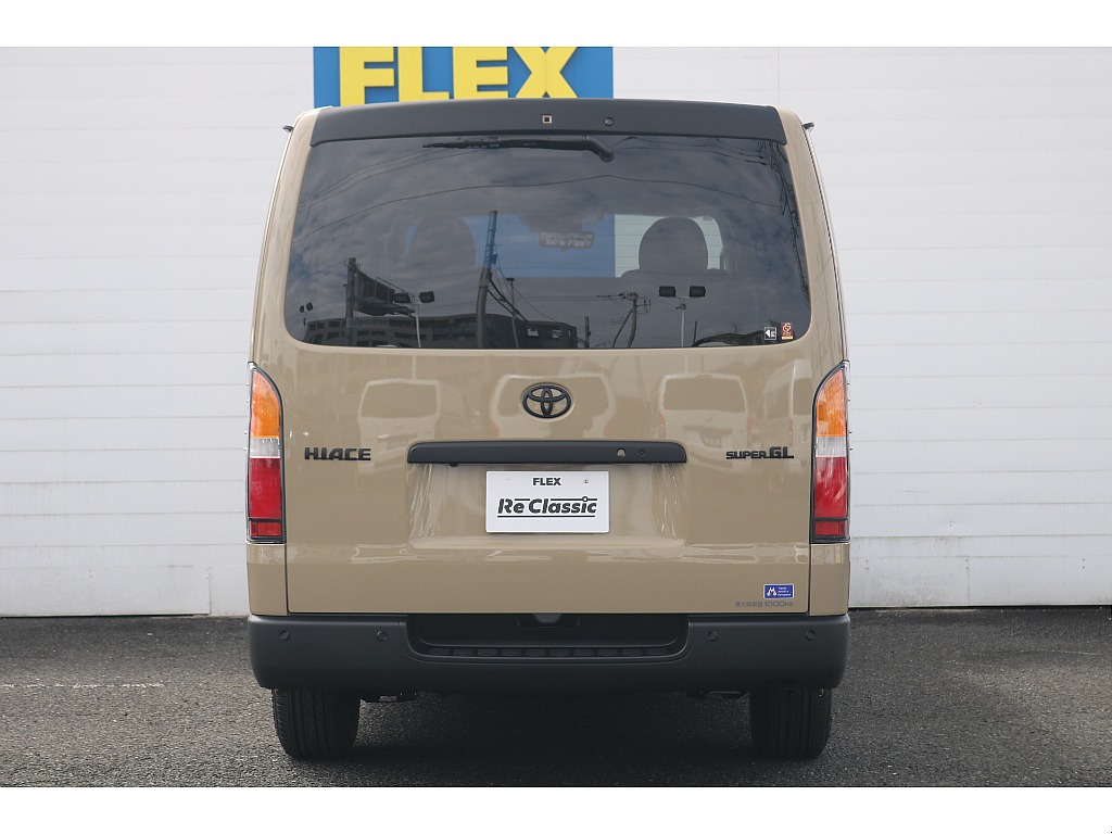 トヨタ ハイエースバン(32枚目)