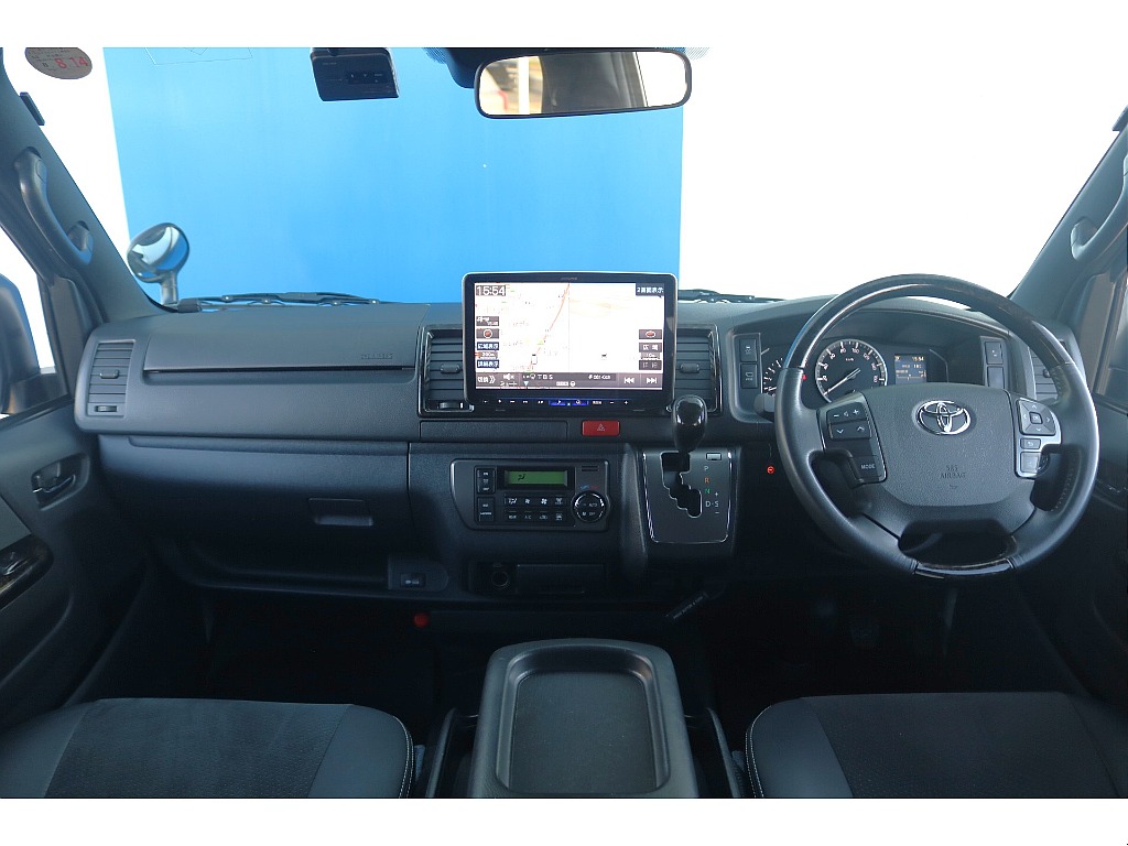 トヨタ ハイエースバン(20枚目)