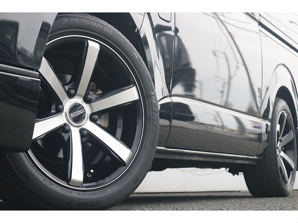 トヨタ ハイエース(11枚目)