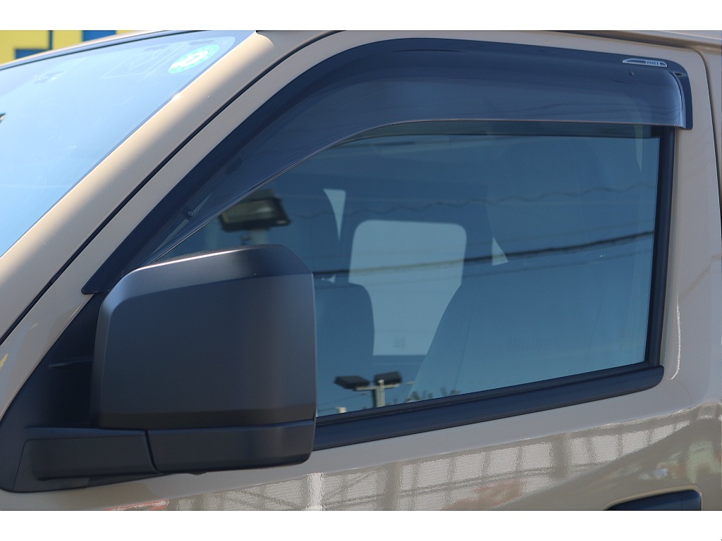 トヨタ ハイエースバン(12枚目)