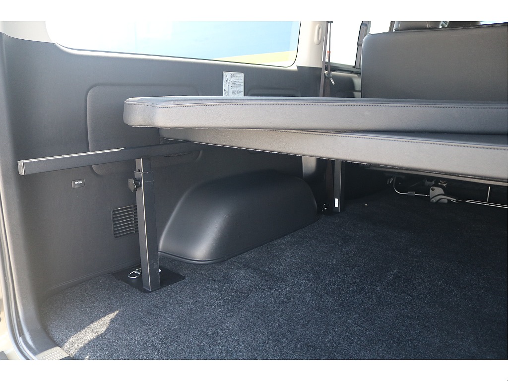 トヨタ ハイエースバン(20枚目)