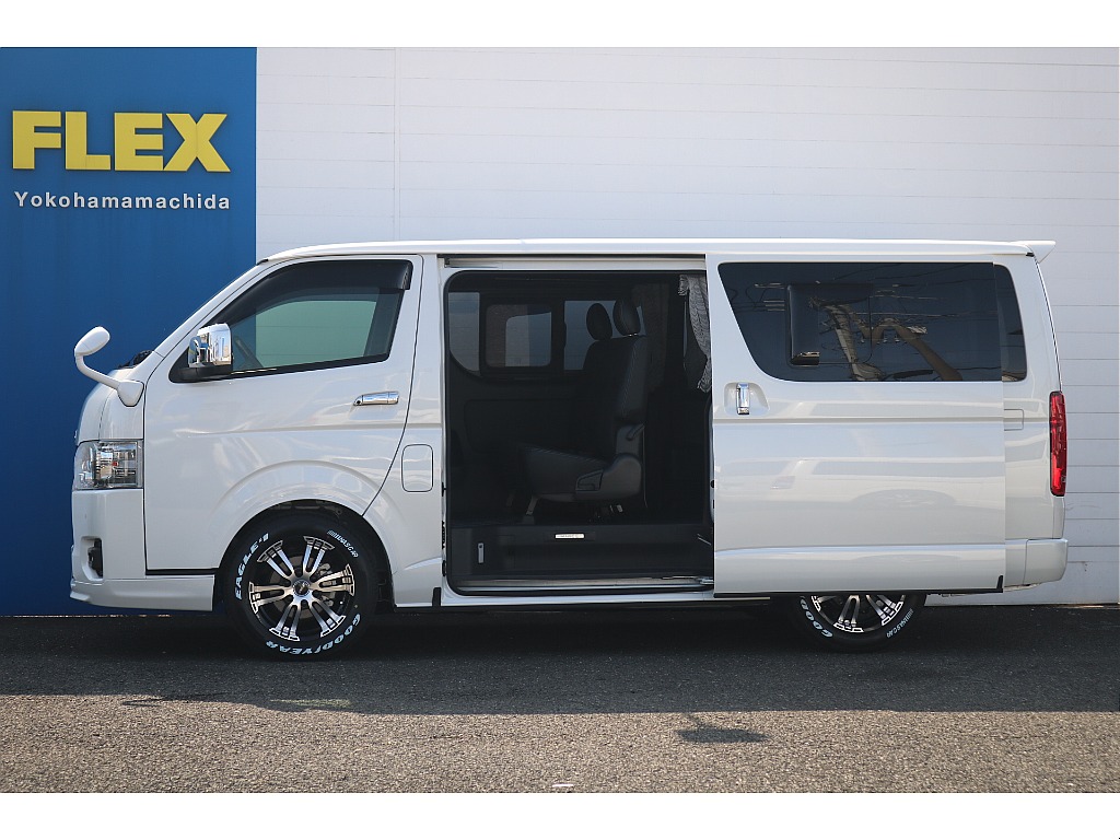 トヨタ ハイエースバン(24枚目)