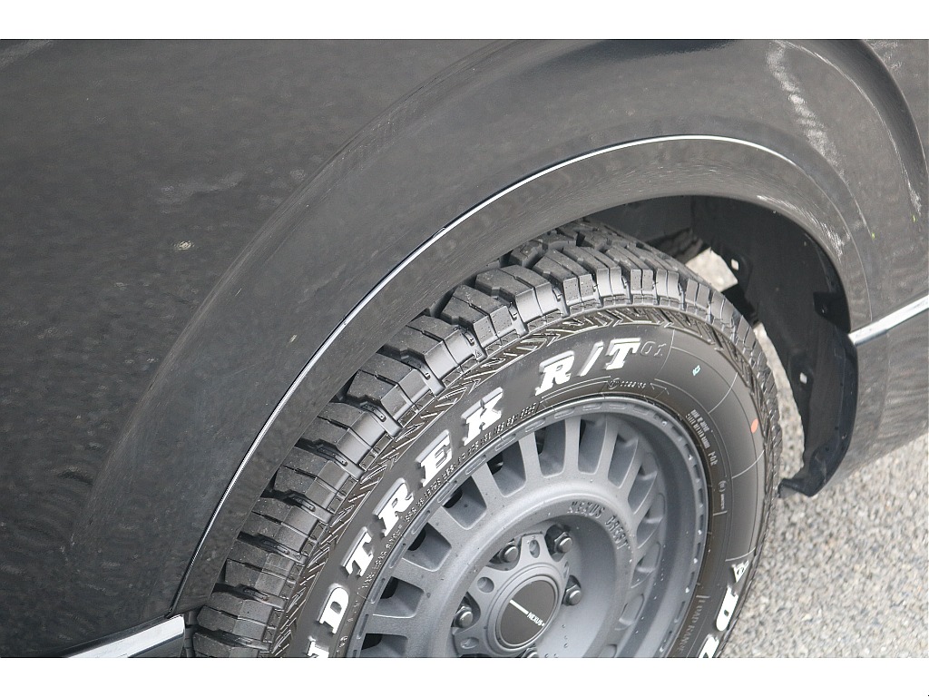 トヨタ ハイエースバン(13枚目)