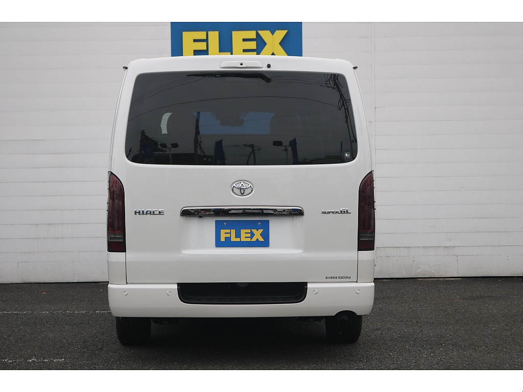 トヨタ ハイエースバン(18枚目)