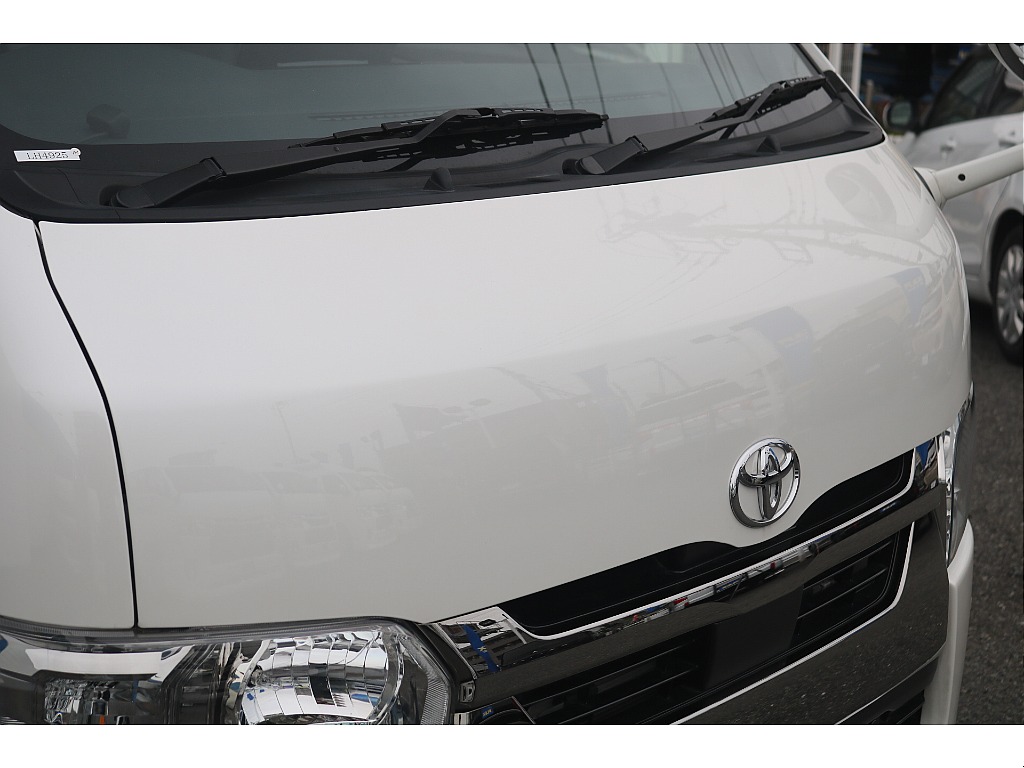 トヨタ ハイエースバン(28枚目)