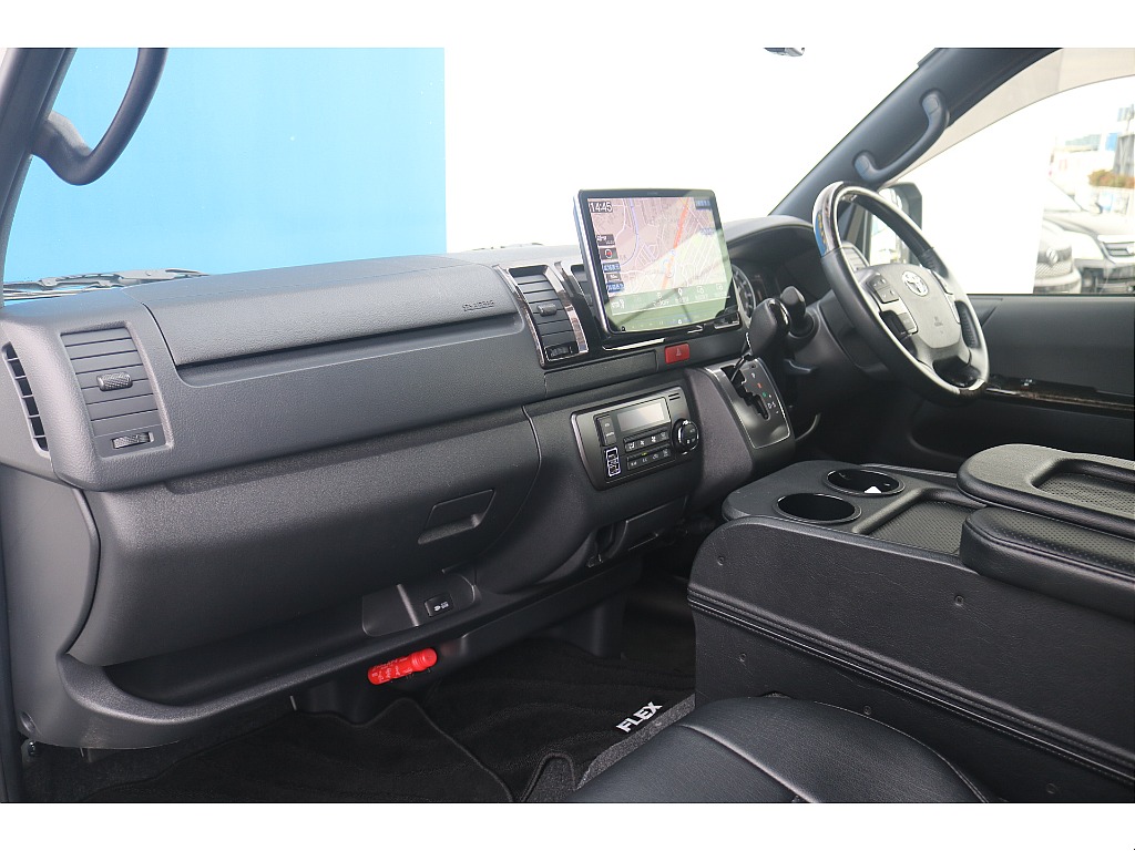 トヨタ ハイエースバン(34枚目)