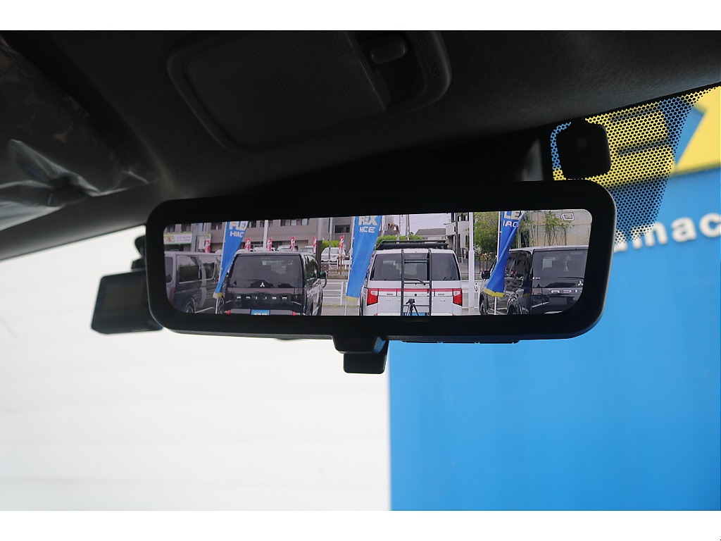 トヨタ ハイエースバン(10枚目)