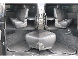 トヨタ ハイエースバン(4枚目)