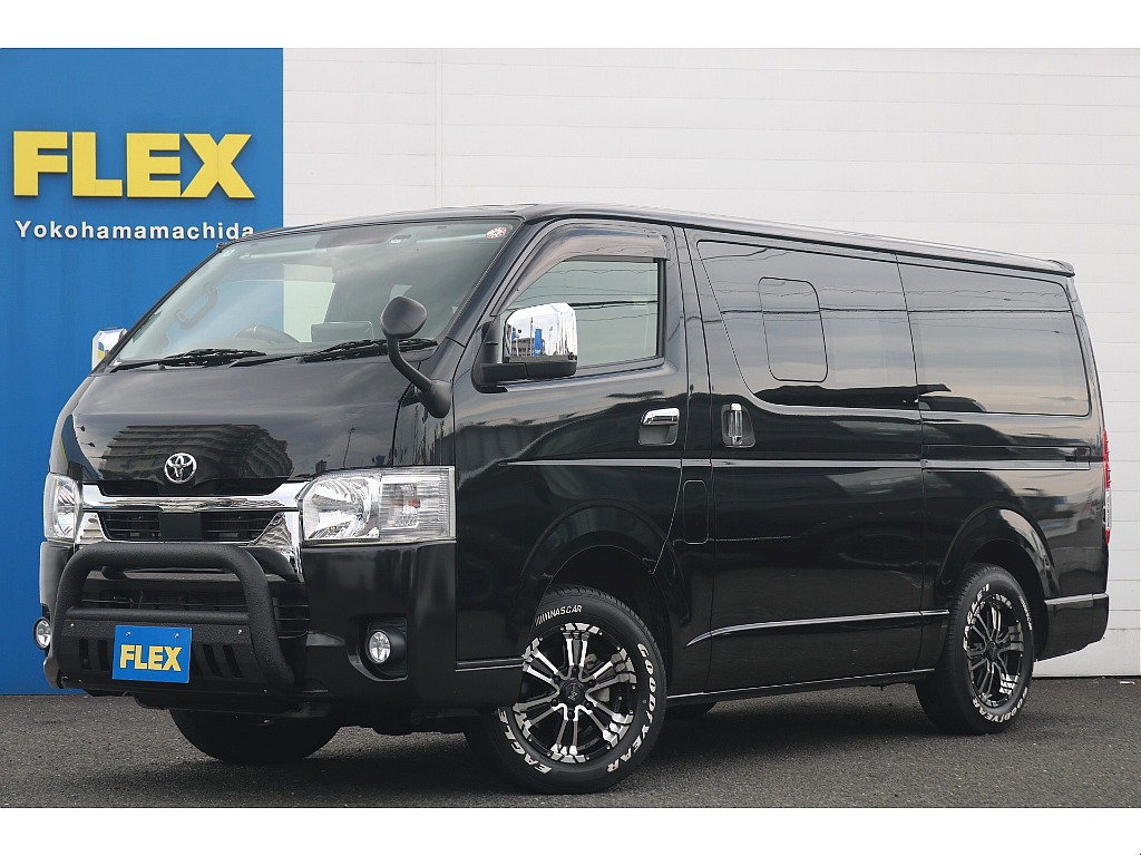 外装はライトカスタム済みです！ 内装はBIGX　11インチナビ、ベッドキットもカスタム済みです！