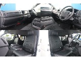 トヨタ ハイエース(4枚目)