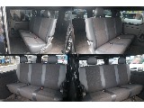 トヨタ ハイエースバン(4枚目)