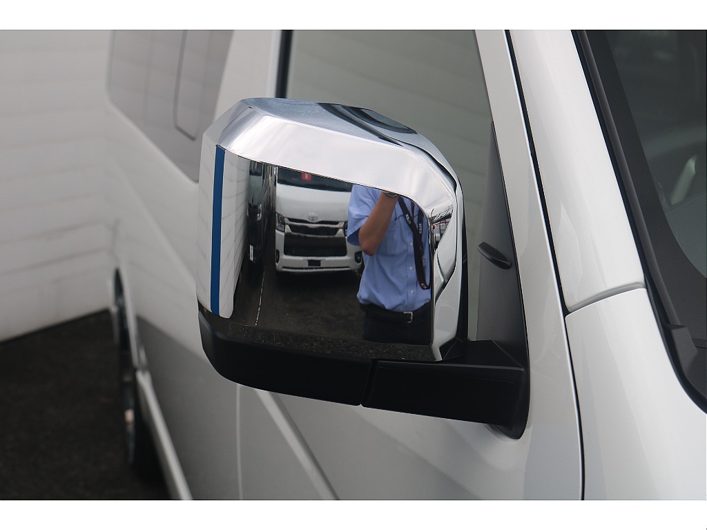 トヨタ&nbsp;ハイエース&nbsp;ワゴン2.7GLロング ミドルルーフ&nbsp;necross フローリング&nbsp;神奈川県の詳細画像&nbsp;その16
