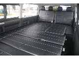 トヨタ ハイエース(4枚目)