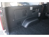 トヨタ ハイエースバン(13枚目)