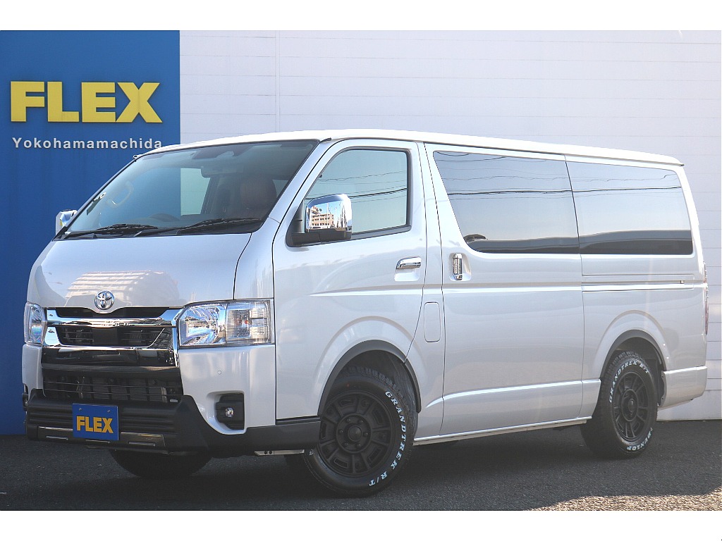 ９型！ 外装はライトカスタムで仕上げ 内装はTYPE2ベッド搭載♪ 趣味にもお仕事にも万能に使えるカスタム車両！