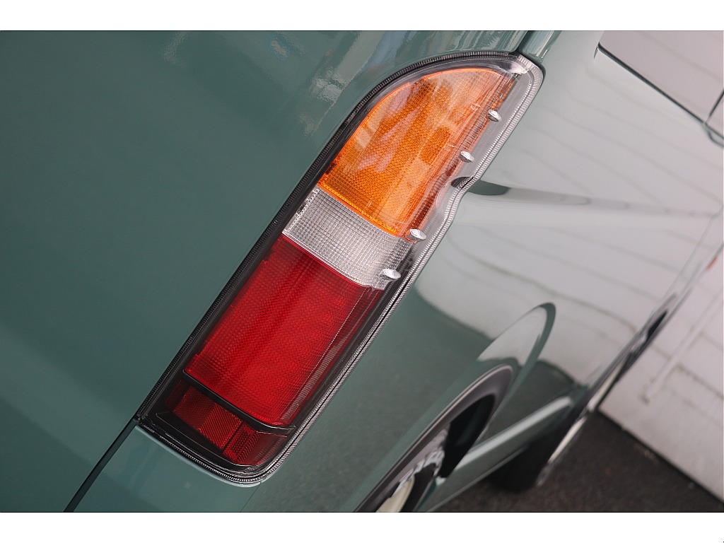 トヨタ&nbsp;ハイエース&nbsp;ワゴン2.7GLロング ミドルルーフ&nbsp;丸目コーストライン LED仕様&nbsp;神奈川県の詳細画像&nbsp;その12