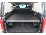 トヨタ&nbsp;ハイエースバン&nbsp;5ドアバン2.8DT スーパーGLロング 4WD&nbsp;ライトカスタム ベッドキット&nbsp;神奈川県の詳細画像&nbsp;その2