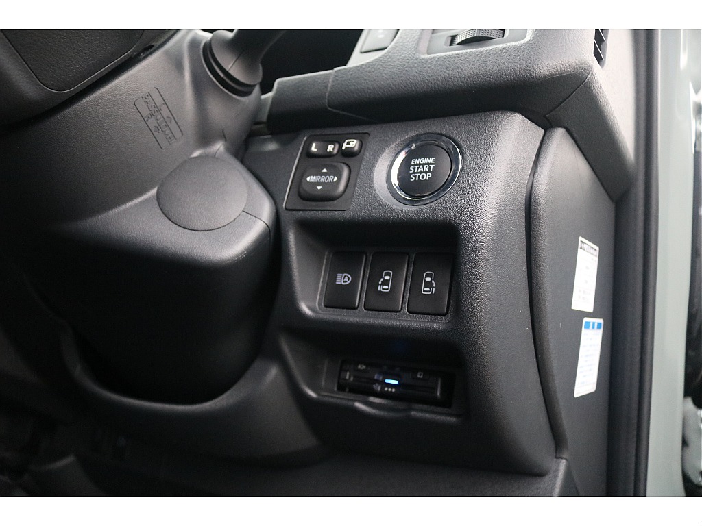 トヨタ&nbsp;ハイエースバン&nbsp;5ドアバン2.8DT スーパーGLロング 4WD&nbsp;MBエディション BIGX11インチ&nbsp;神奈川県の詳細画像&nbsp;その15