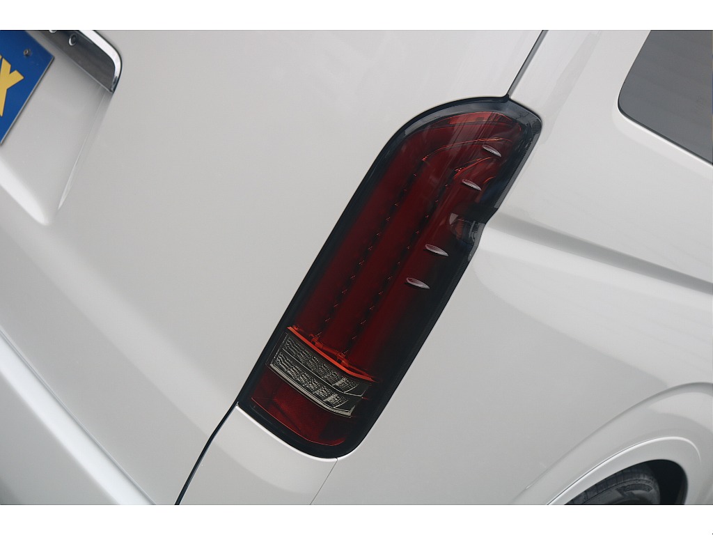 トヨタ&nbsp;ハイエース&nbsp;ワゴン2.7GLロング ミドルルーフ&nbsp;内装架装Ver1 18インチアルミ&nbsp;神奈川県の詳細画像&nbsp;その11