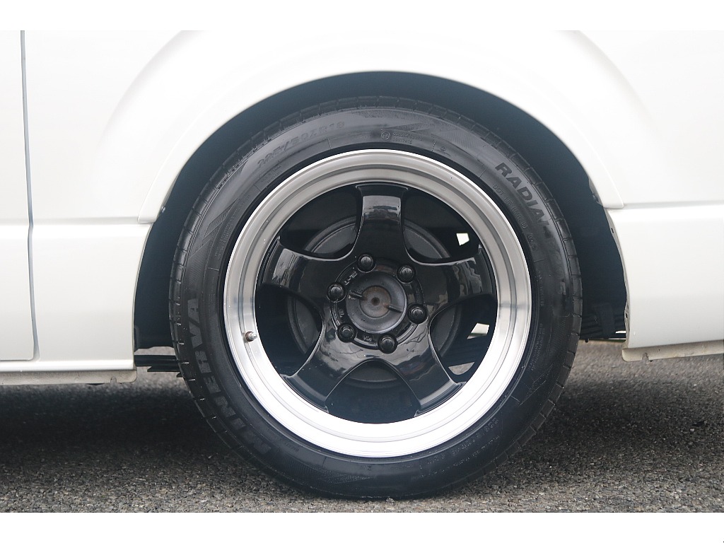 トヨタ&nbsp;ハイエース&nbsp;ワゴン2.7GLロング ミドルルーフ&nbsp;内装架装Ver1 18インチアルミ&nbsp;神奈川県の詳細画像&nbsp;その14