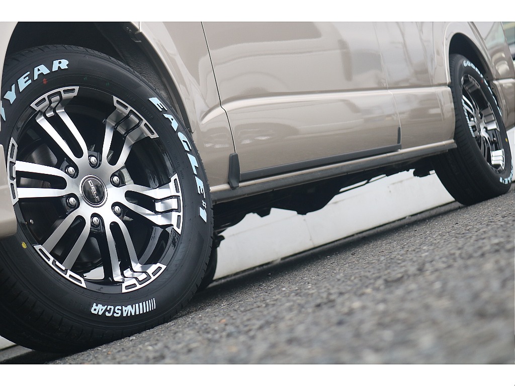 トヨタ&nbsp;ハイエース&nbsp;ワゴン2.7グランドキャビン 4WD&nbsp;ライトカスタム 17インチアルミ&nbsp;神奈川県の詳細画像&nbsp;その9