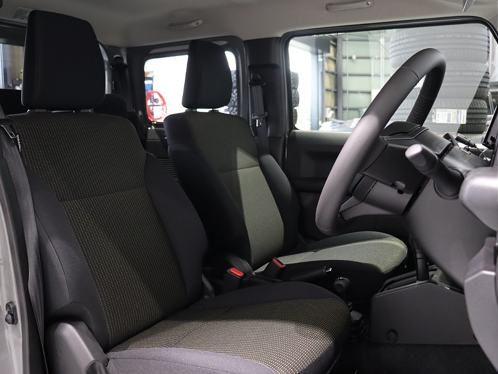 スズキ ジムニー 660XC 4WD 【登録未使用車】 埼玉県の詳細画像 その13