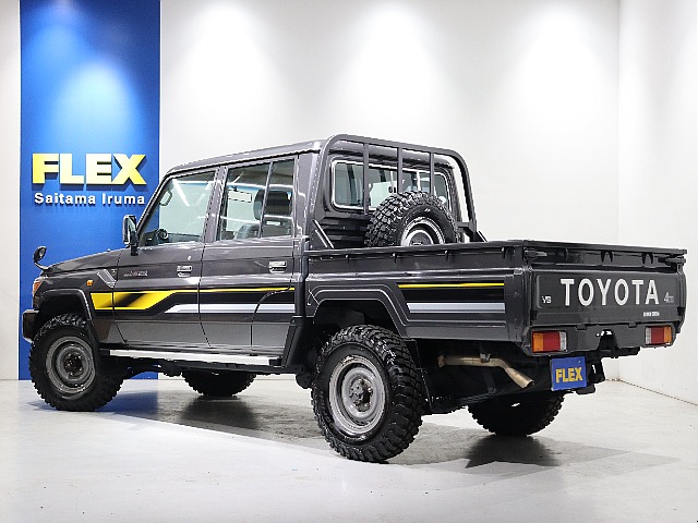 人気のTOYOTAデカール装備！