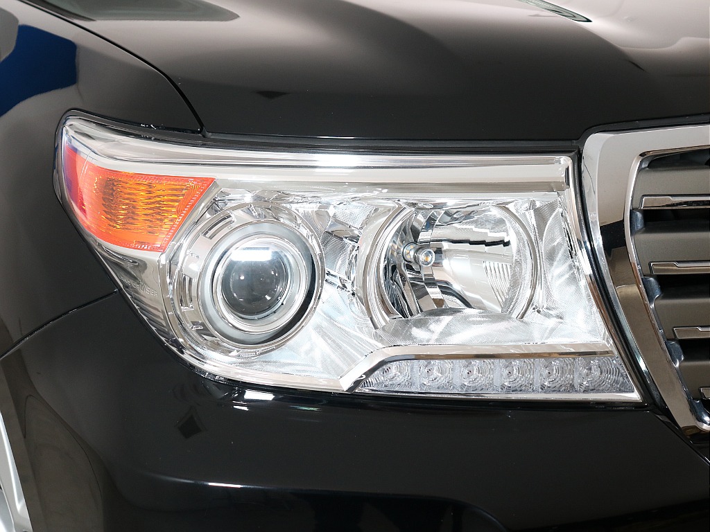 トヨタ ランドクルーザー200(23枚目)