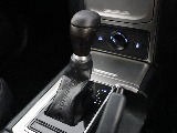 新品ウッドコンビシフトノブ装備済み