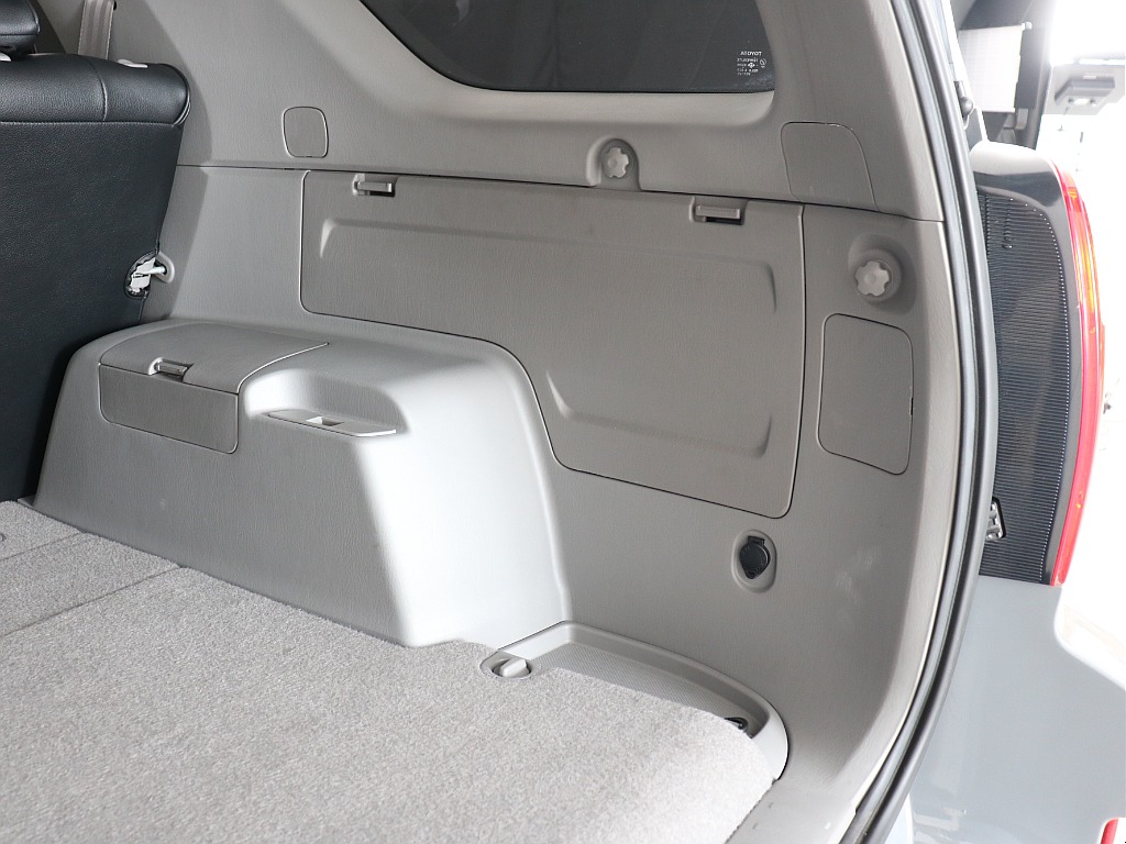 ラゲッジスペース左！