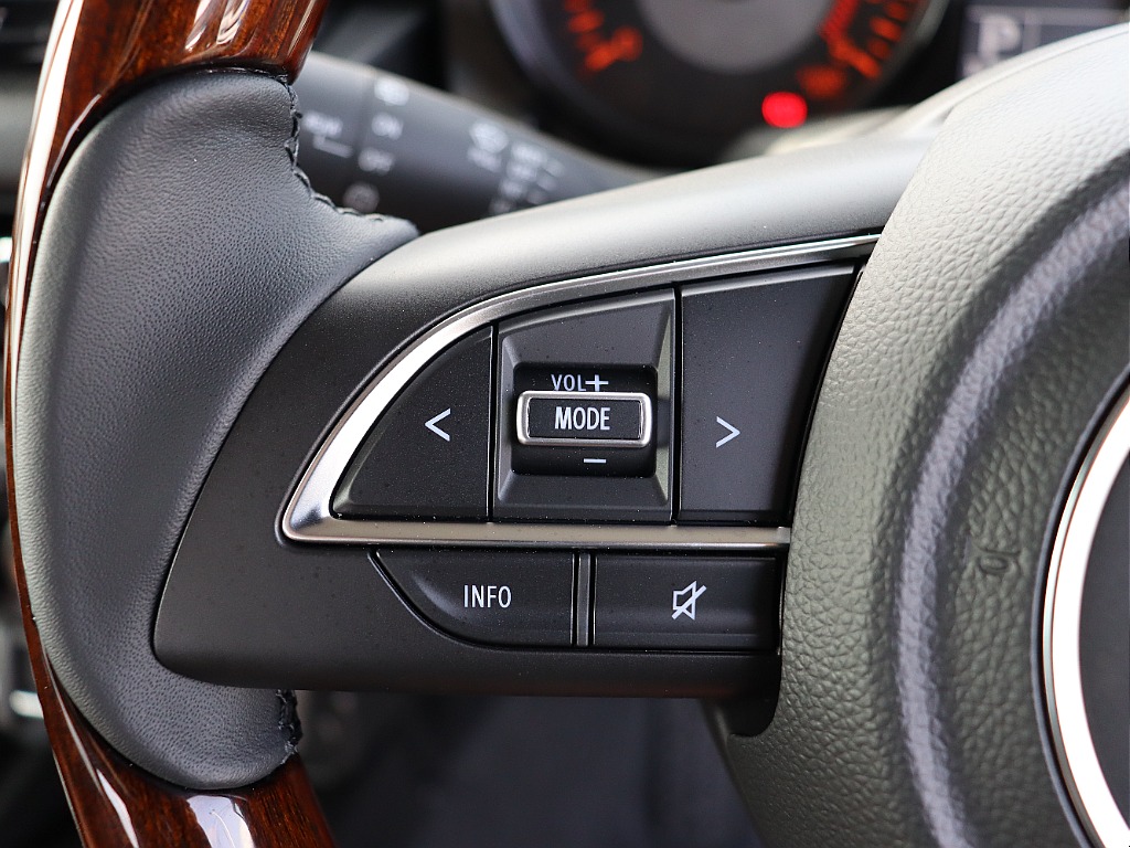 ステアリングスイッチ！