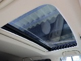 サンルーフ装備済み！